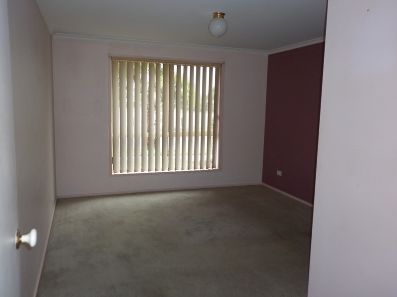 63a Delbridge Drive, Sydenham VIC 3037