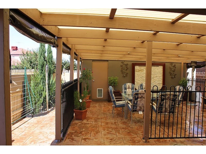 79 Jade  Way, Hillside VIC 3037