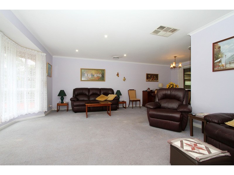6 Mathis  Avenue, Keilor Downs VIC 3038