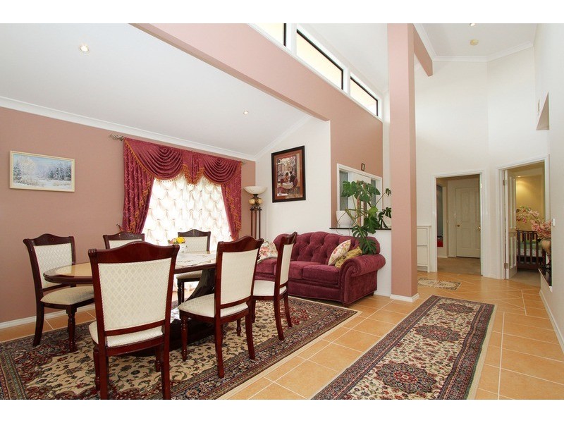 5 Wetherby Court, Hillside VIC 3037