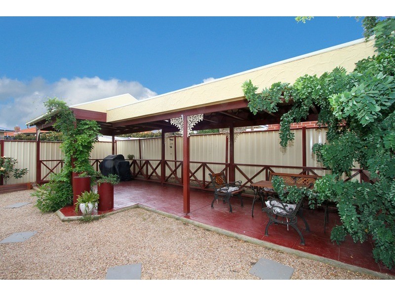 5 Wetherby Court, Hillside VIC 3037