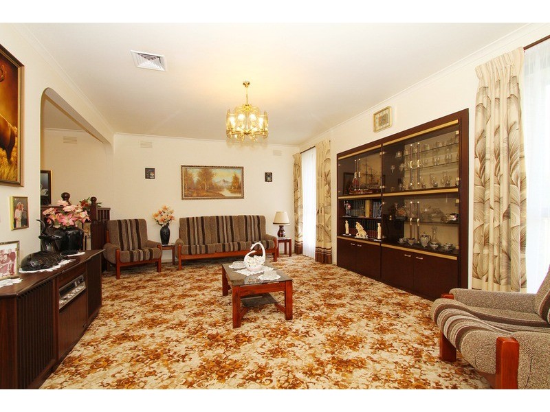 60 Apollo Road, Taylors Lakes VIC 3038