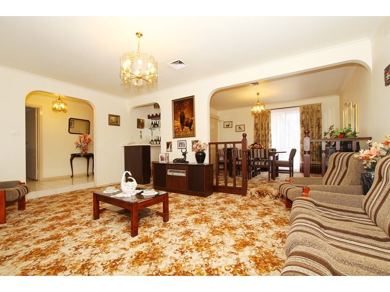 60 Apollo Road, Taylors Lakes VIC 3038