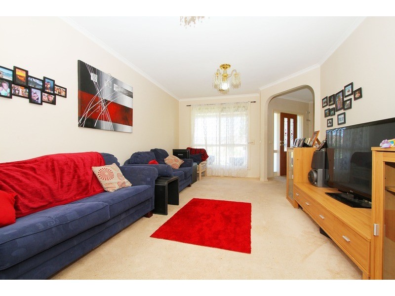 21 Brampton Circuit, Delahey VIC 3037