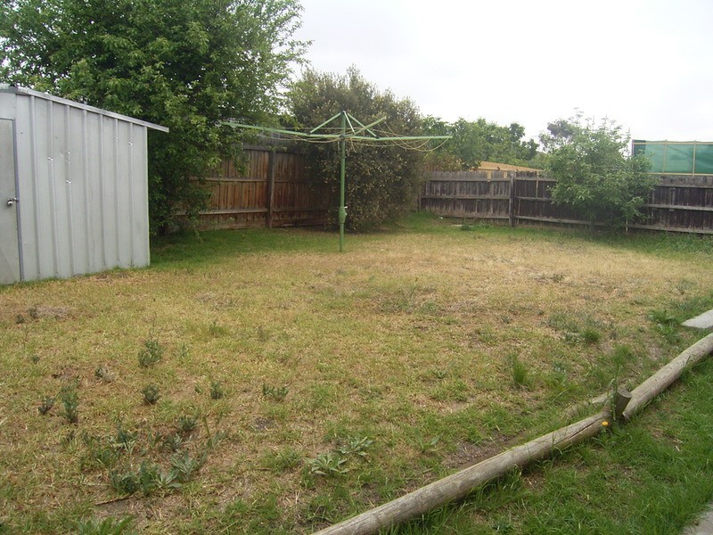 39 Rowan Drive, Kealba VIC 3021