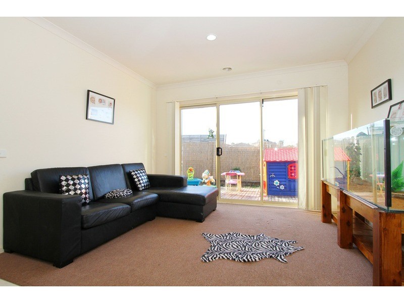 14 Sarkis Mews, Hillside VIC 3037