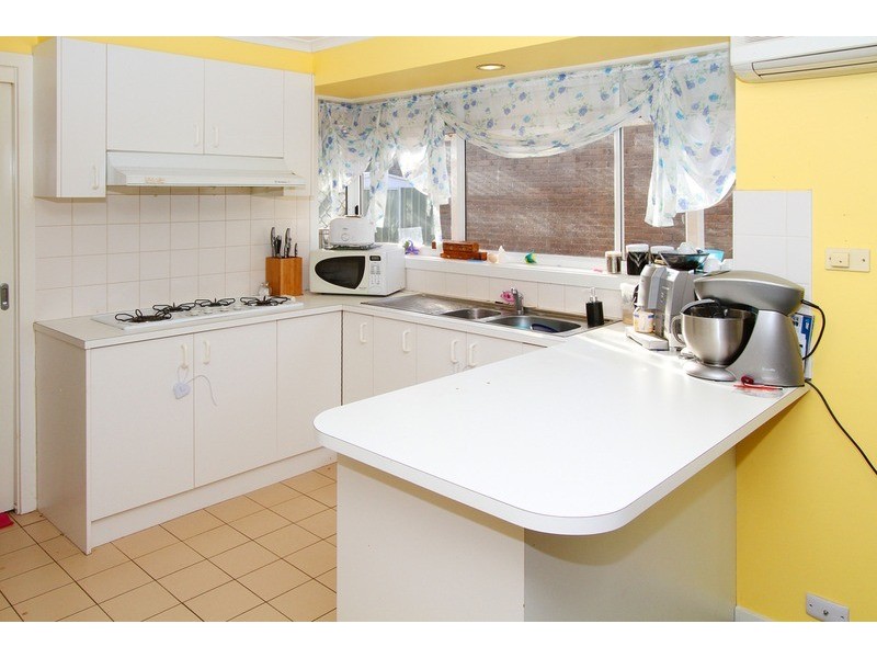 18 Thistle Court, Delahey VIC 3037