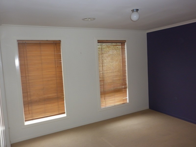 6 Mirstan Court, Hillside VIC 3037