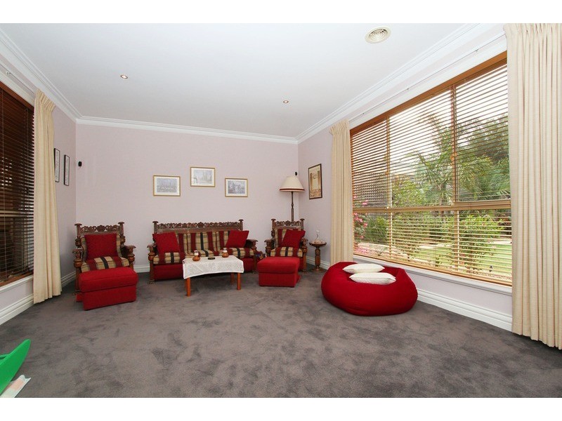 58 McCubbin Drive, Taylors Lakes VIC 3038