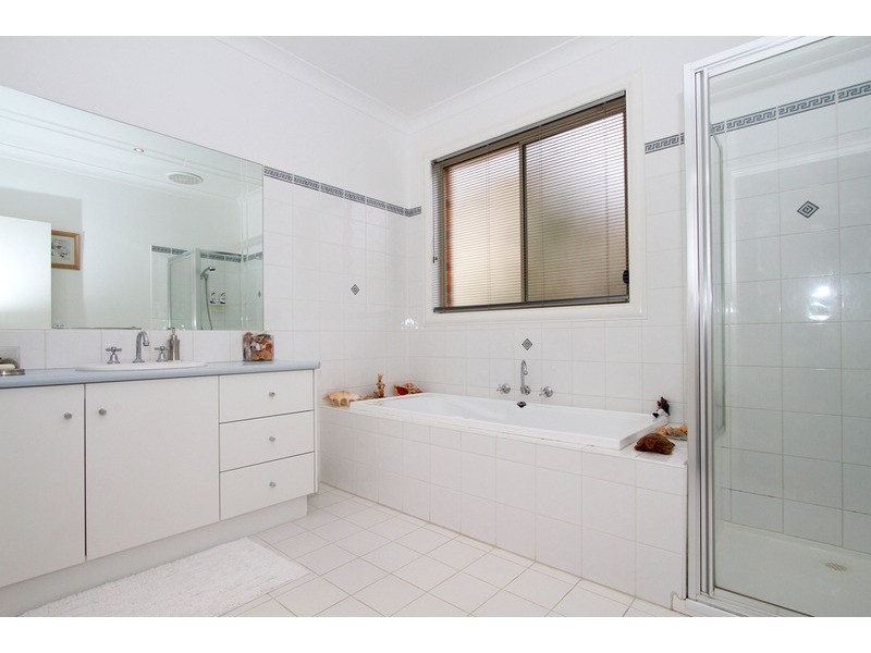 58 McCubbin Drive, Taylors Lakes VIC 3038