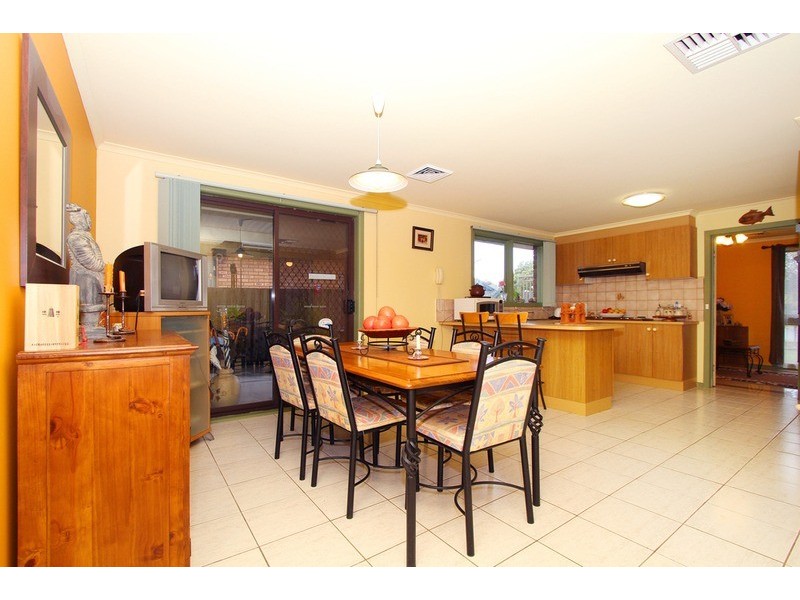 23 Dunbar Court, Keilor Downs VIC 3038