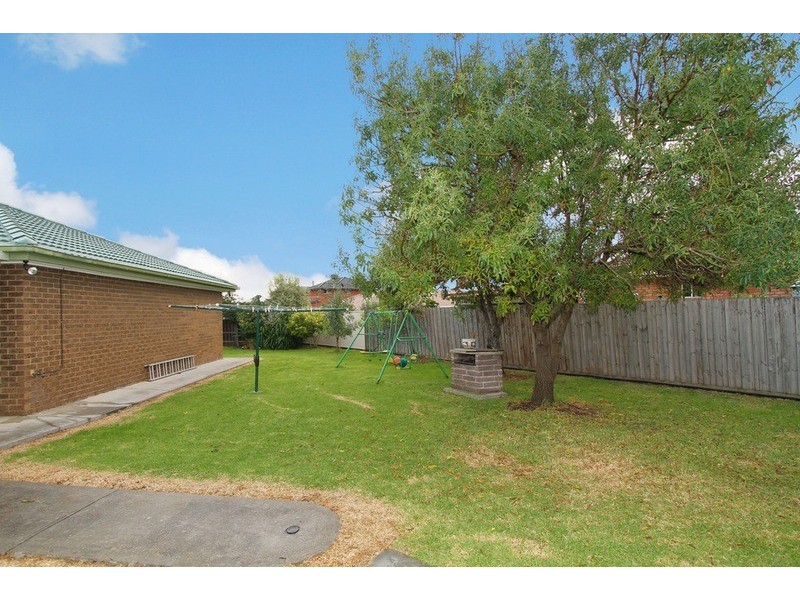 23 Dunbar Court, Keilor Downs VIC 3038