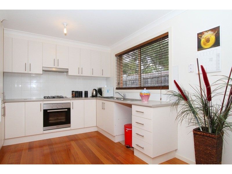 2/69 Dongola Road, Keilor Downs VIC 3038