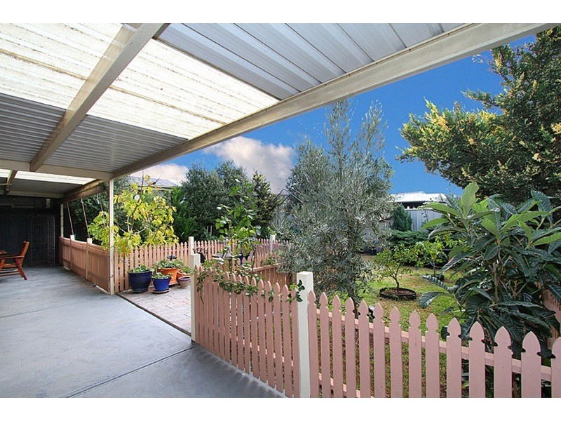 98 Brindalee Way, Hillside VIC 3037