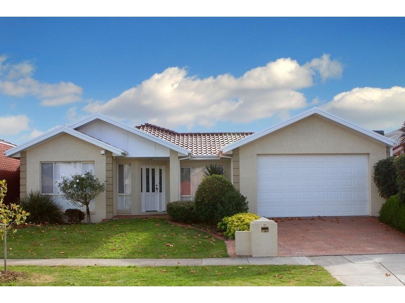 13  Strzelecki Court, Taylors Lakes VIC 3038