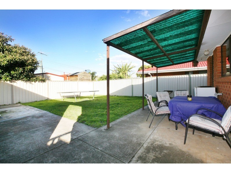 4 Galena Crescent, Kings Park VIC 3021