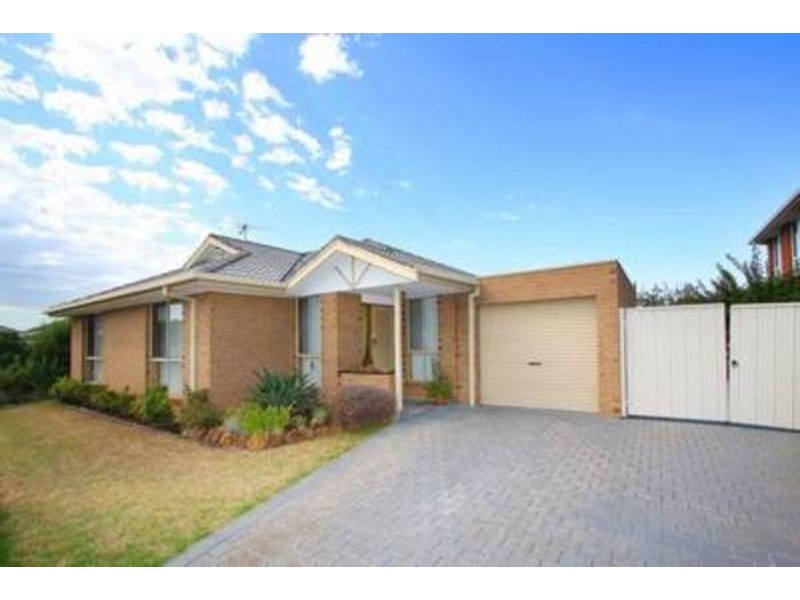 62 Saratoga Crescent, Keilor Downs VIC 3038