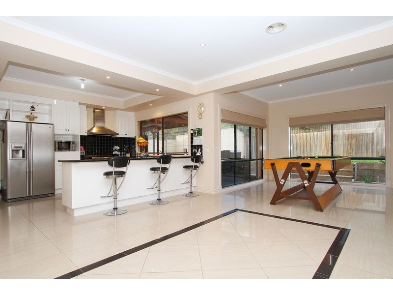 20 Topaz Drive, Hillside VIC 3037