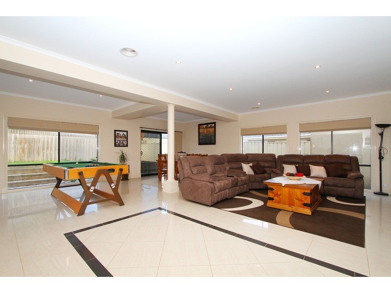 20 Topaz Drive, Hillside VIC 3037