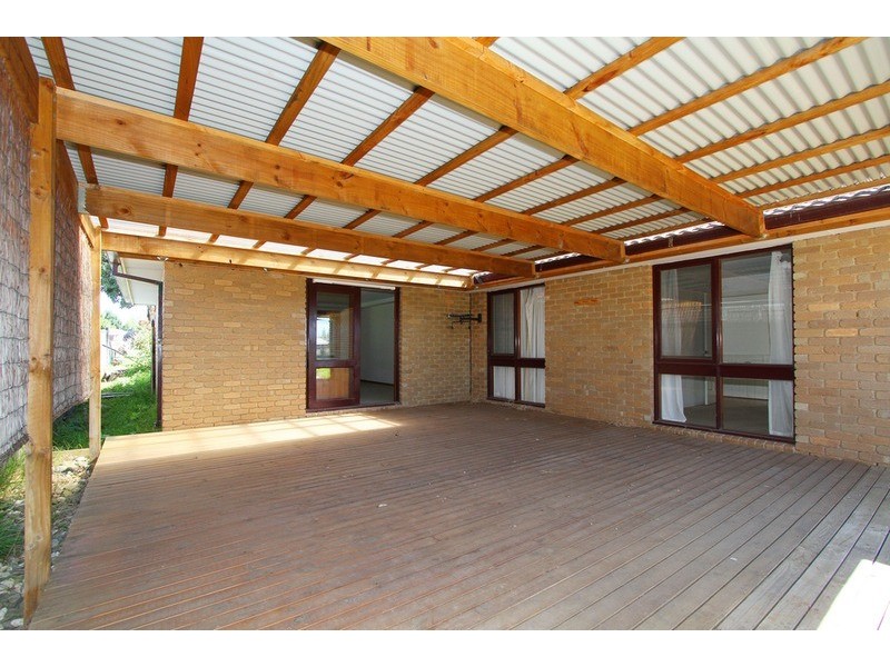 1/20 Beaumont  Court, Sydenham VIC 3037