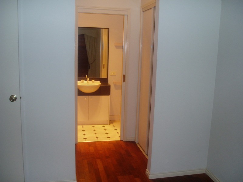 1 Baneem Court, Sydenham VIC 3037