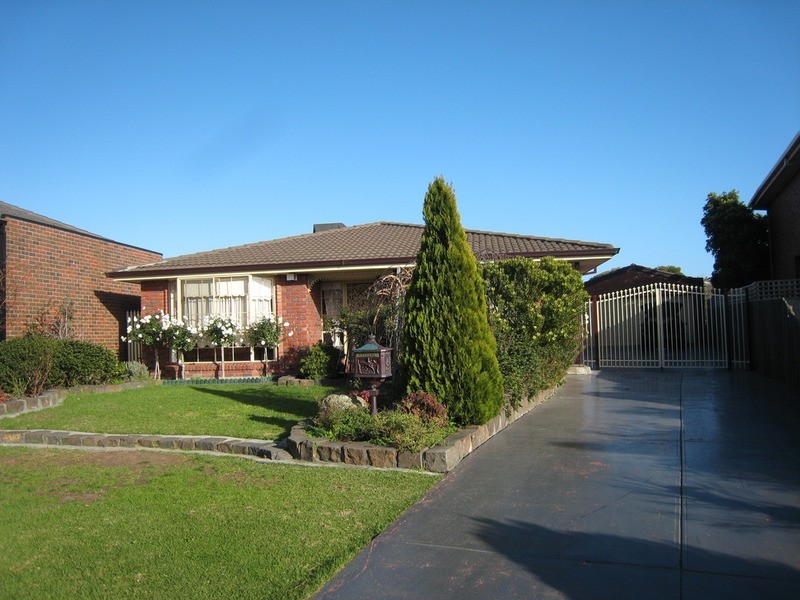 5 Tarrant Court, Keilor Downs VIC 3038