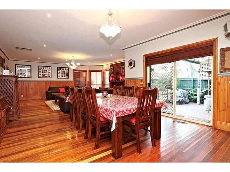1 Nepean Court, Taylors Lakes VIC 3038