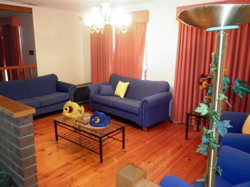 62 Angourie  Crescent, Taylors Lakes VIC 3038