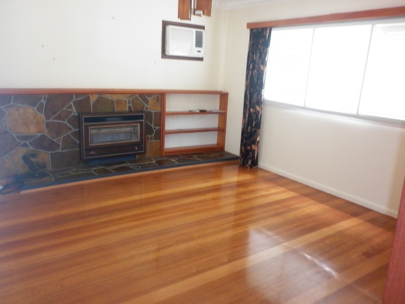 60 Leonard Avenue, St Albans VIC 3021