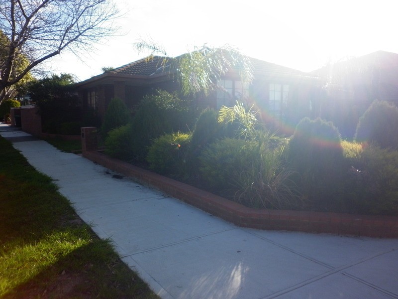 62 Angourie  Crescent, Taylors Lakes VIC 3038