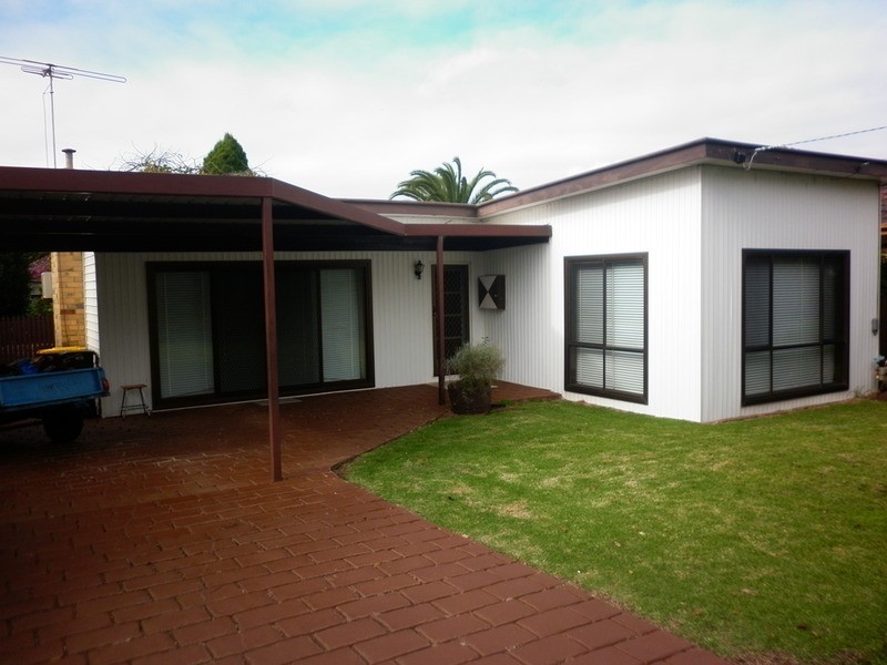 60 Leonard Avenue, St Albans VIC 3021