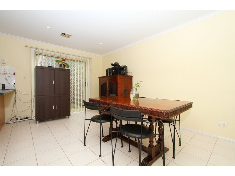 46 Village Avenue, Taylors Lakes VIC 3038