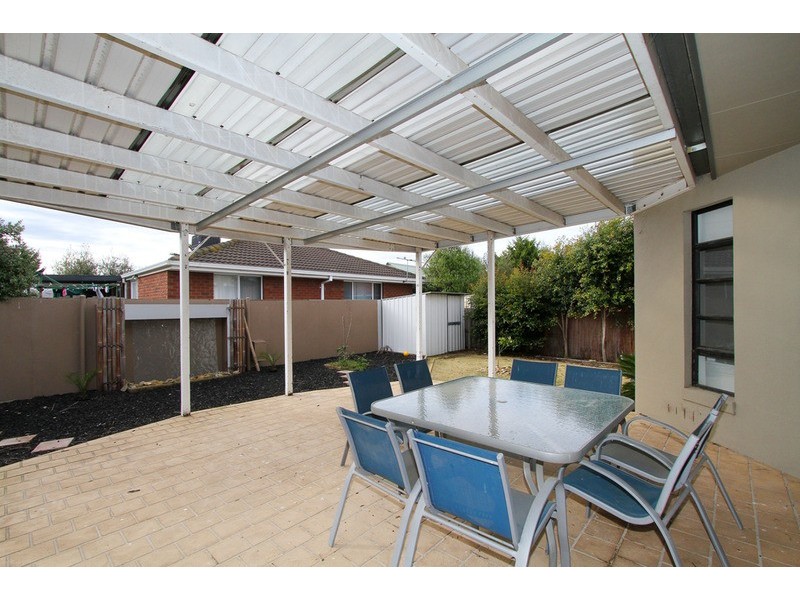 48 Bellbird  Avenue, Taylors Lakes VIC 3038