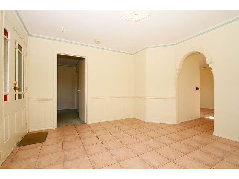 18 Penlow  Court, Hillside VIC 3037