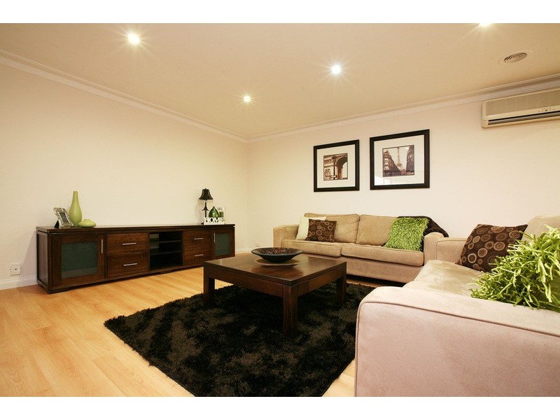 29 Wellesley Drive, Taylors Lakes VIC 3038