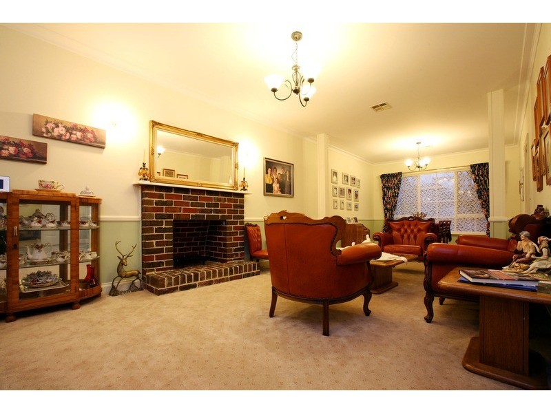 30 Bellevue Boulevard, Hillside VIC 3037