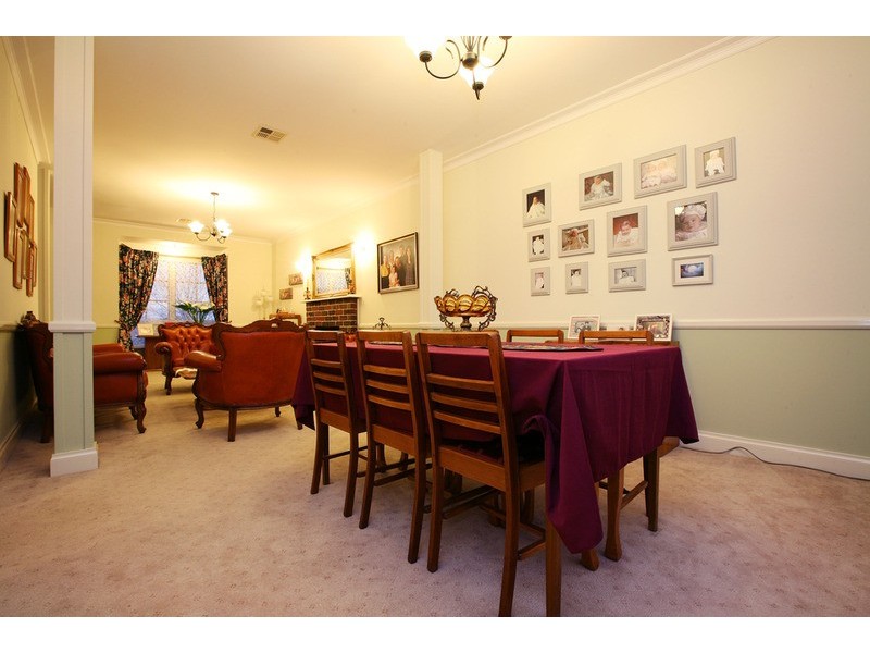 30 Bellevue Boulevard, Hillside VIC 3037