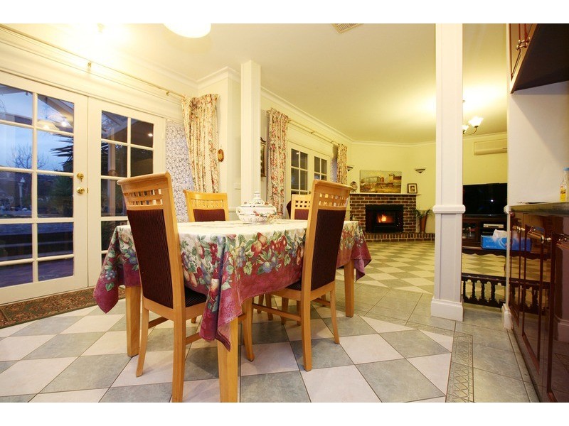 30 Bellevue Boulevard, Hillside VIC 3037