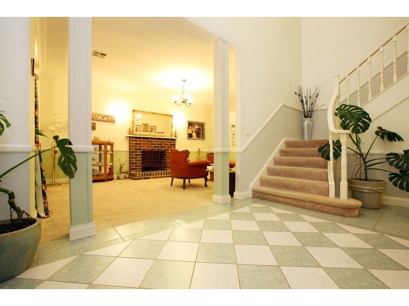 30 Bellevue Boulevard, Hillside VIC 3037