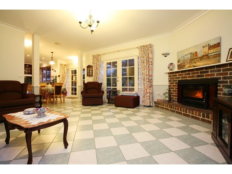 30 Bellevue Boulevard, Hillside VIC 3037