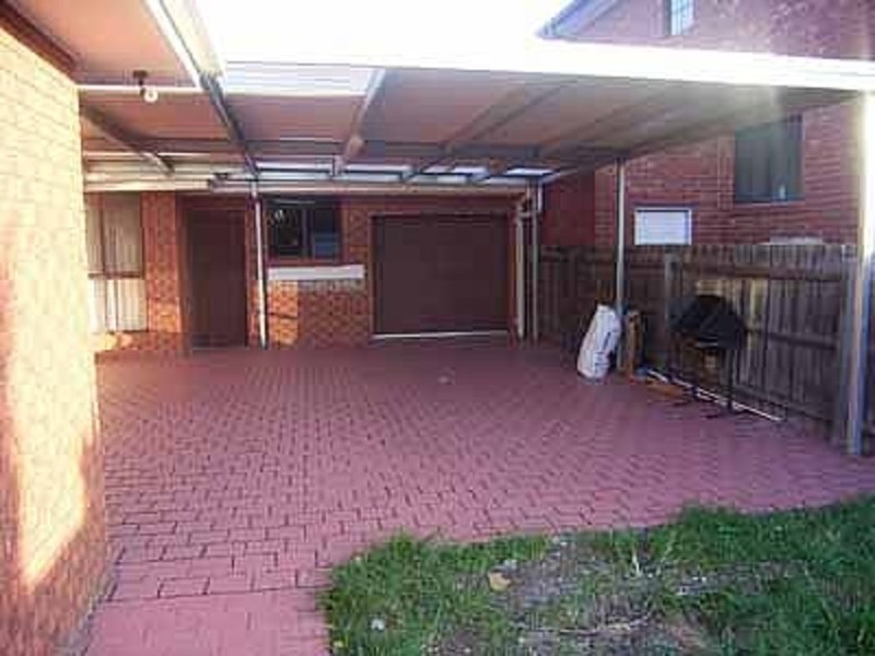 2 Daneson Retreat, Keilor Downs VIC 3038