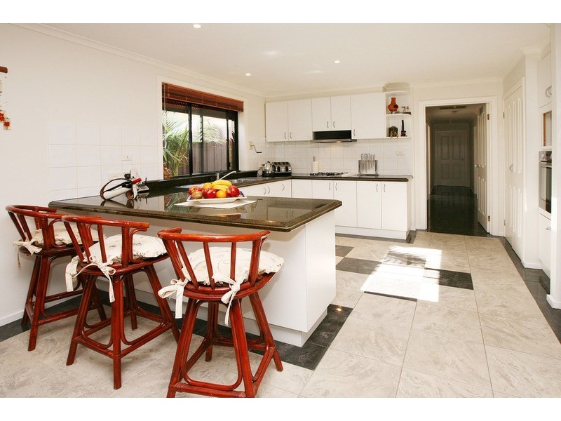 4a Delbridge  Drive, Sydenham VIC 3037