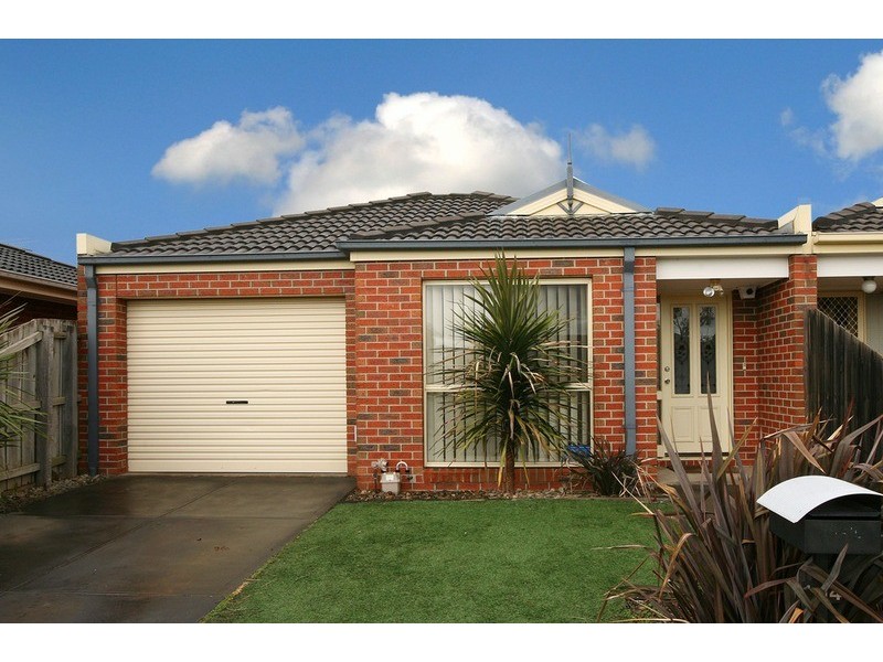 1/14 Aneta Avenue, Hillside VIC 3037