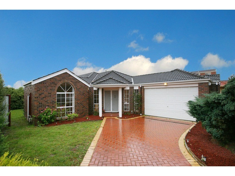 15 Bedingham Drive, Hillside VIC 3037