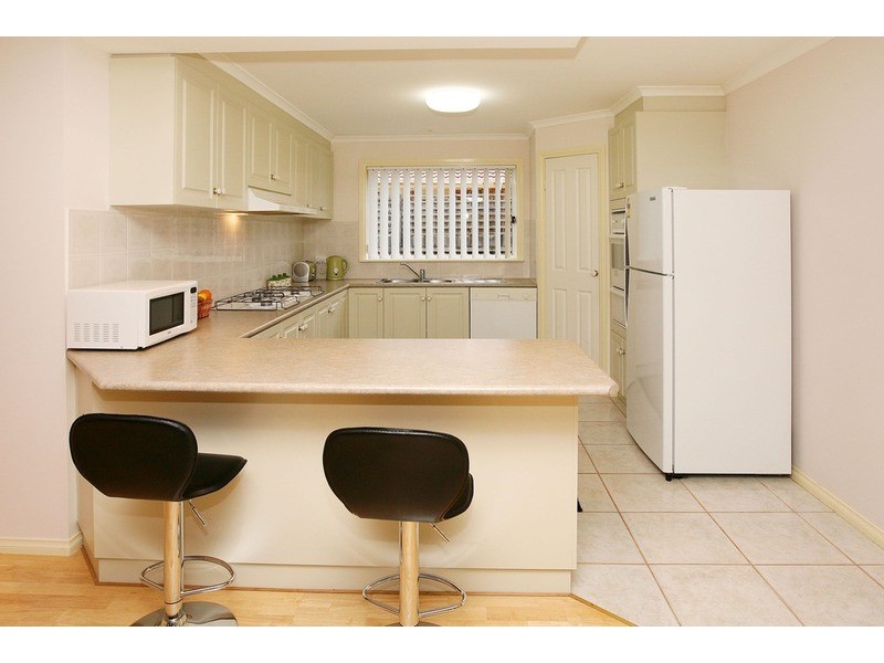 15 Bedingham Drive, Hillside VIC 3037