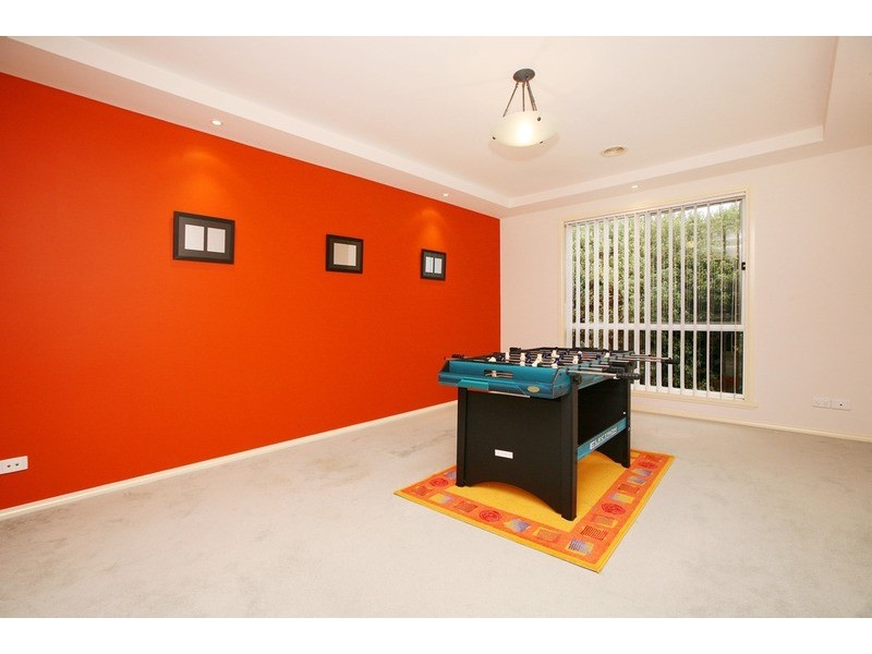 15 Bedingham Drive, Hillside VIC 3037