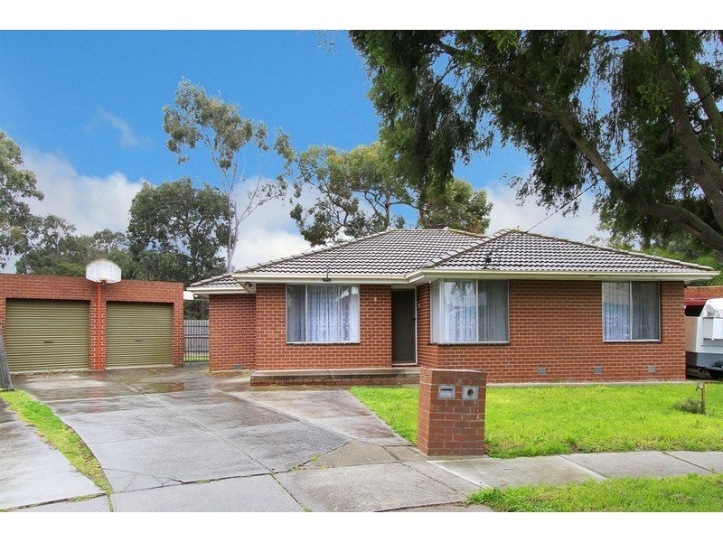 8 Finchley Place, Kealba VIC 3021