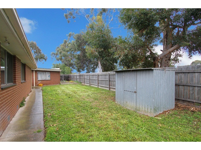8 Finchley Place, Kealba VIC 3021