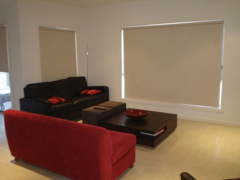 5 Oakview Parade, Caroline Springs VIC 3023