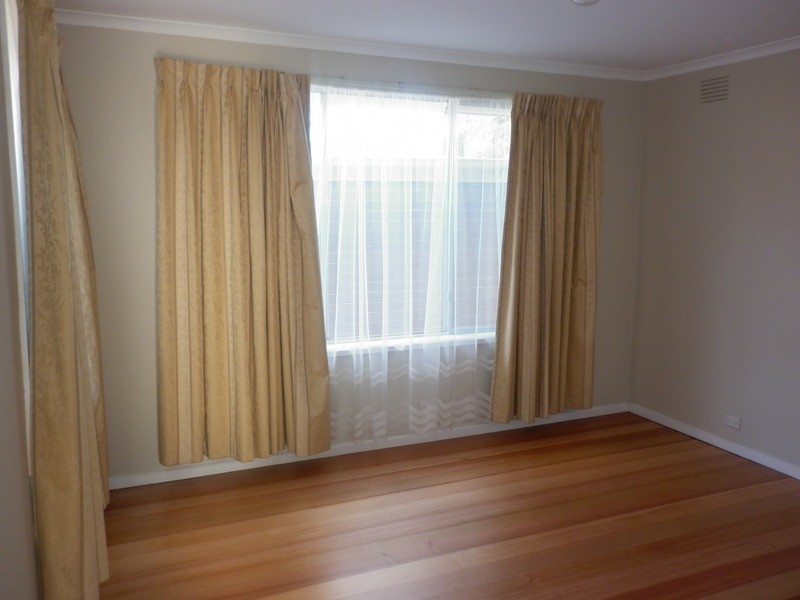 867 Old Calder  Highway, Keilor VIC 3036